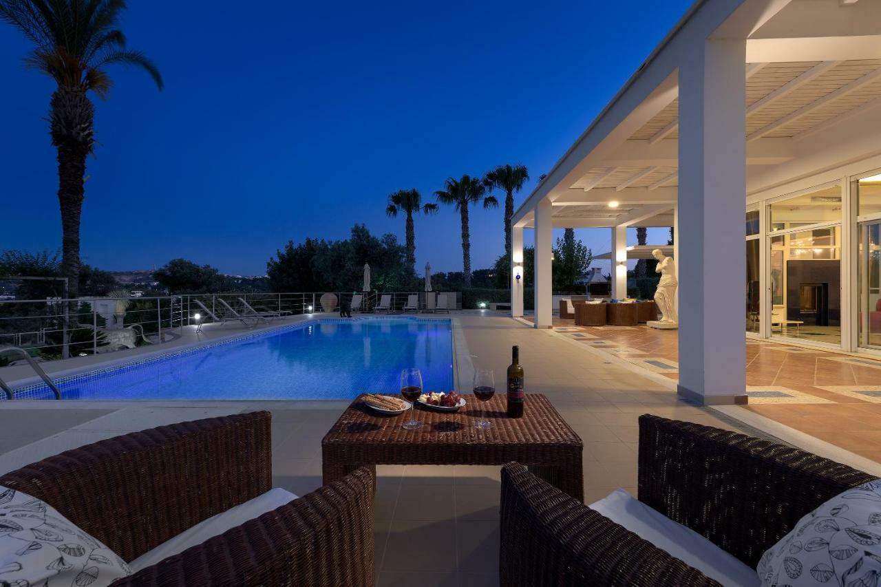 Grande Dame Villa Asgourou Exterior foto